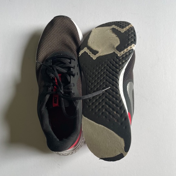 Nike Revolution 5 Running Sneakers Black Size 10 - Picture 12 of 13